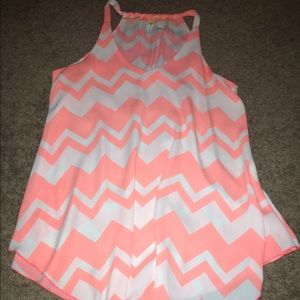 Chevron top